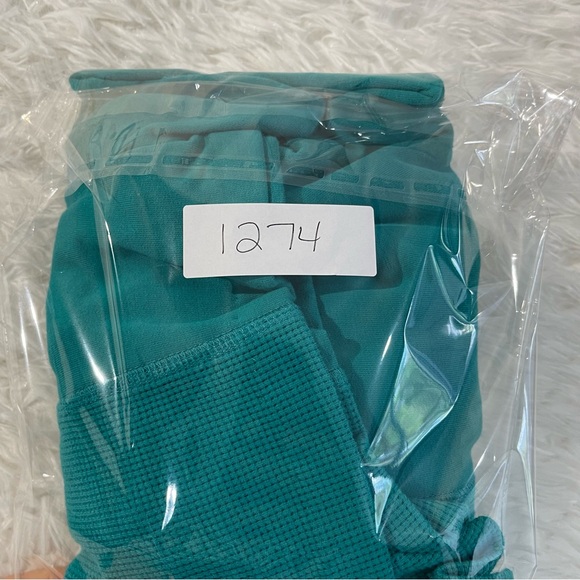 LOGO Pullover Top Womens Size 1X Teal Green Long Sleeve Hooded V Neck - Picture 7 of 7